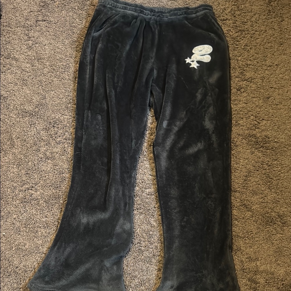 Custom gray flared sweat Pants with Star Patch